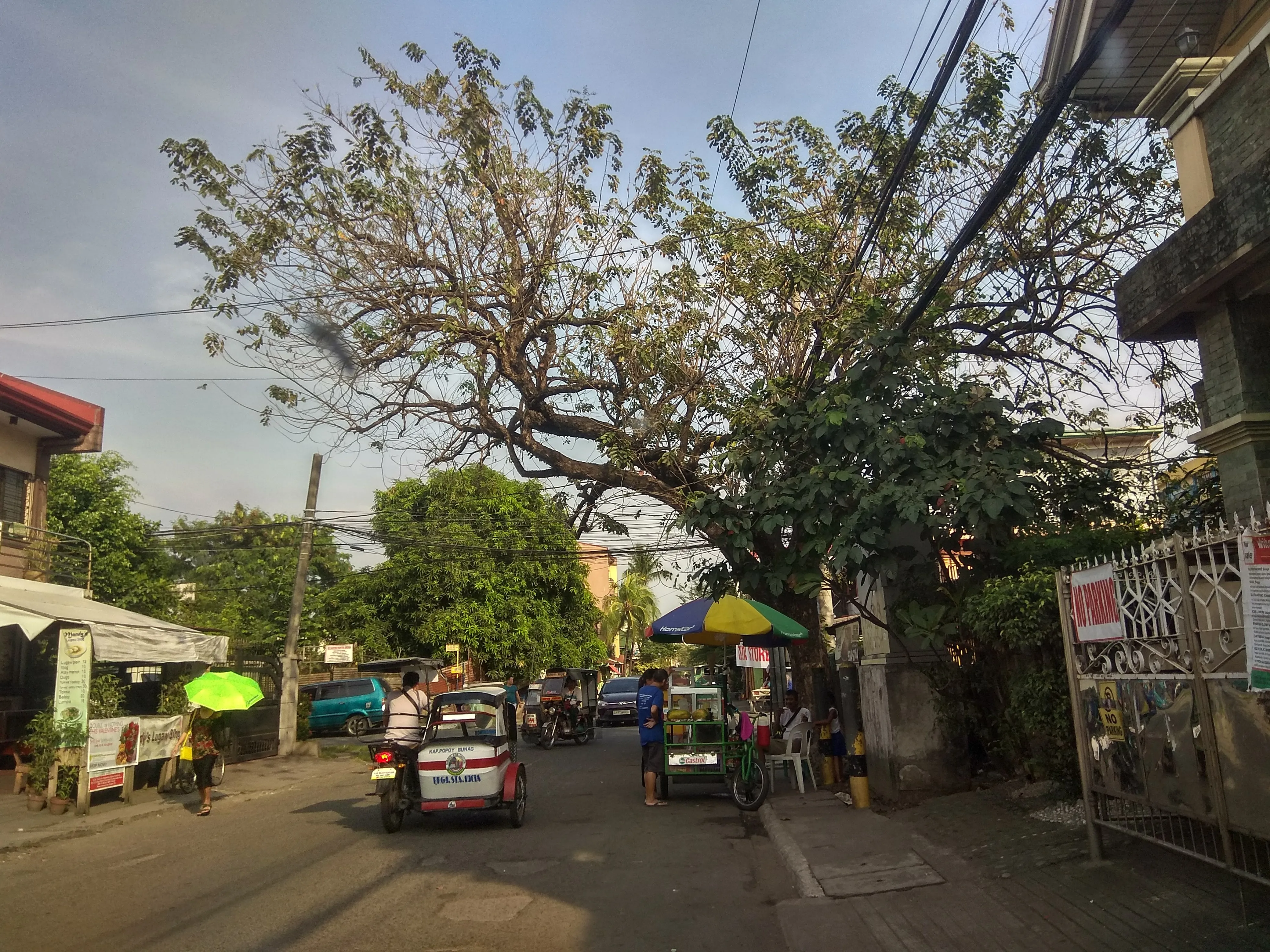 Random neighborhood